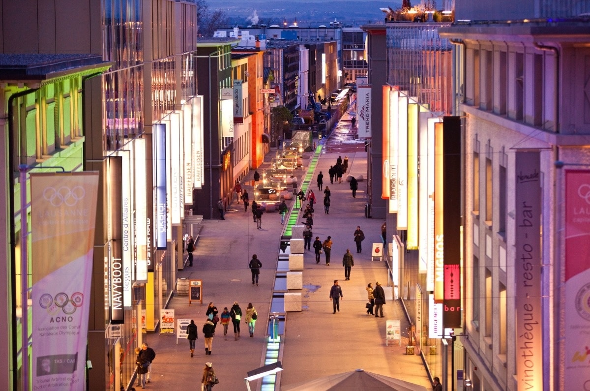 Nightlife-Flon-district-min